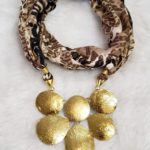 Desinger Six circle Scarf